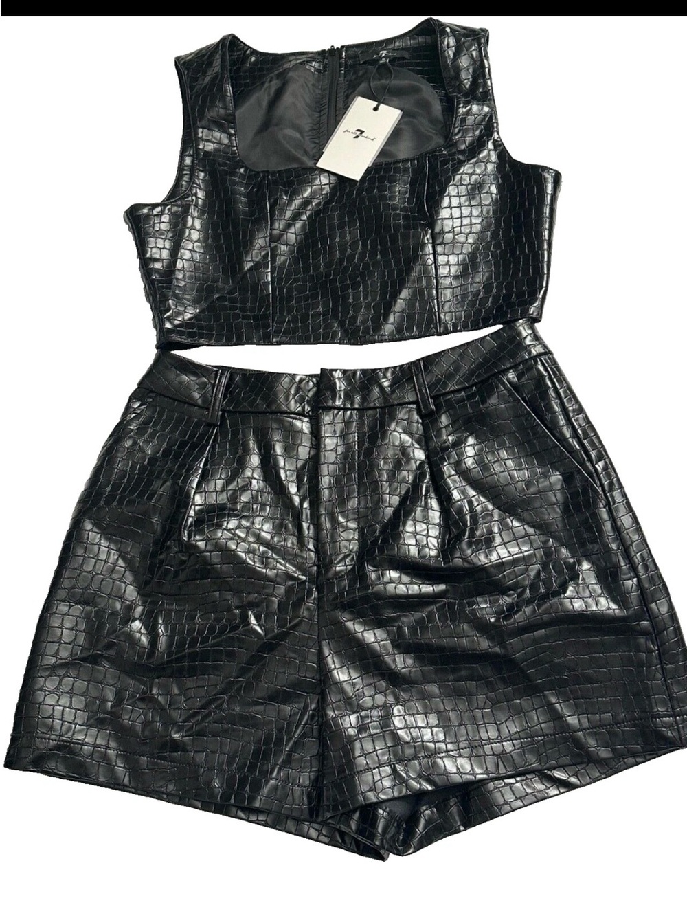 FOR ALL 7 MANKIND SHORT SET CROC EMBOSSED LEATHER size LARGE